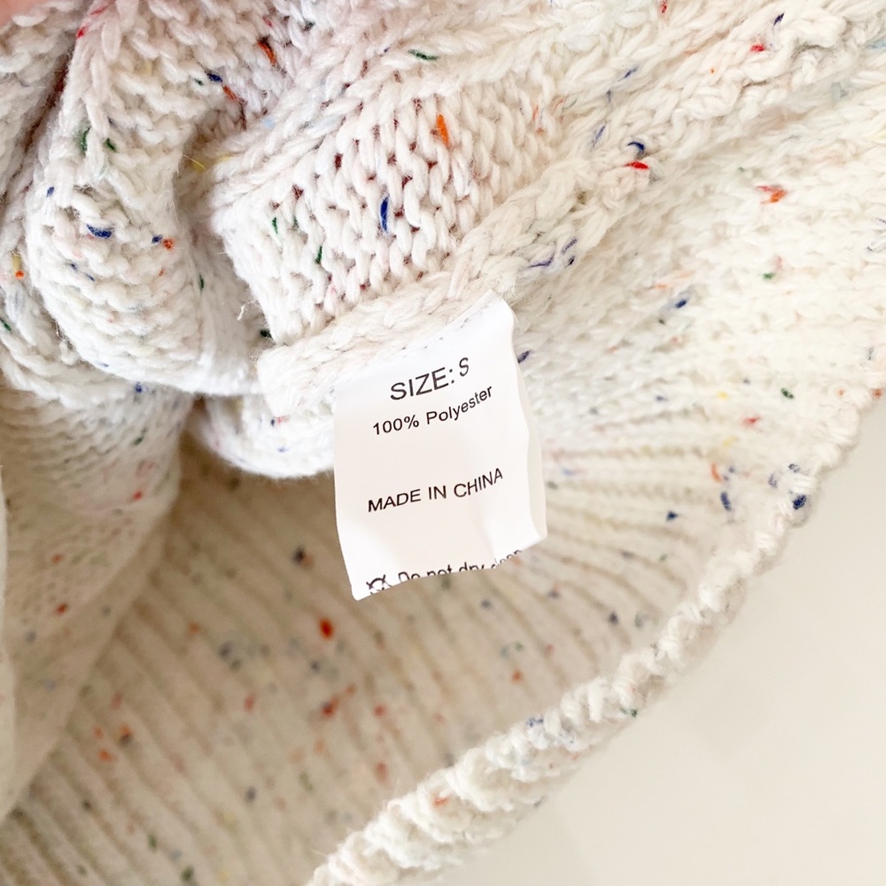 Pippidip Cream Cable Knit Sweater - Picture 10 of 12
